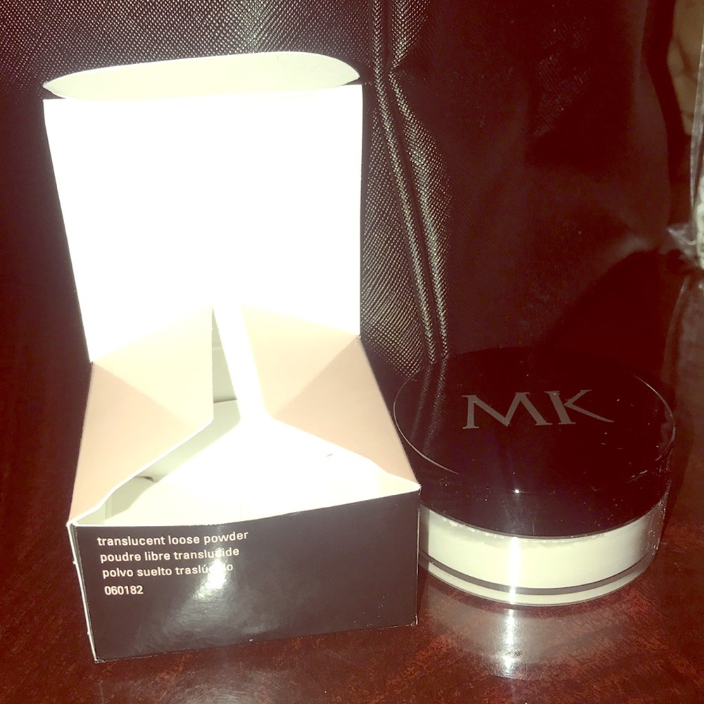 NEW Mary Kay Translucent Powder!